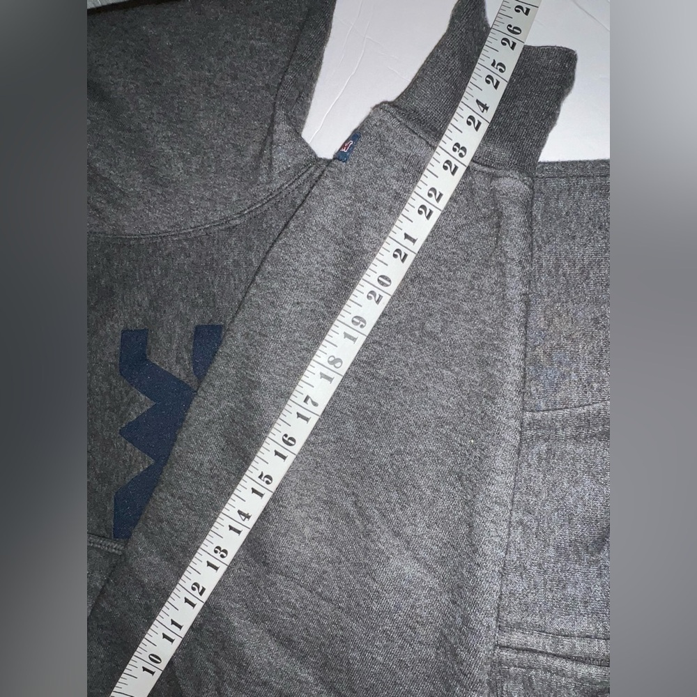 West Virginia Mountaineers Hoodie - Picture 7 of 8